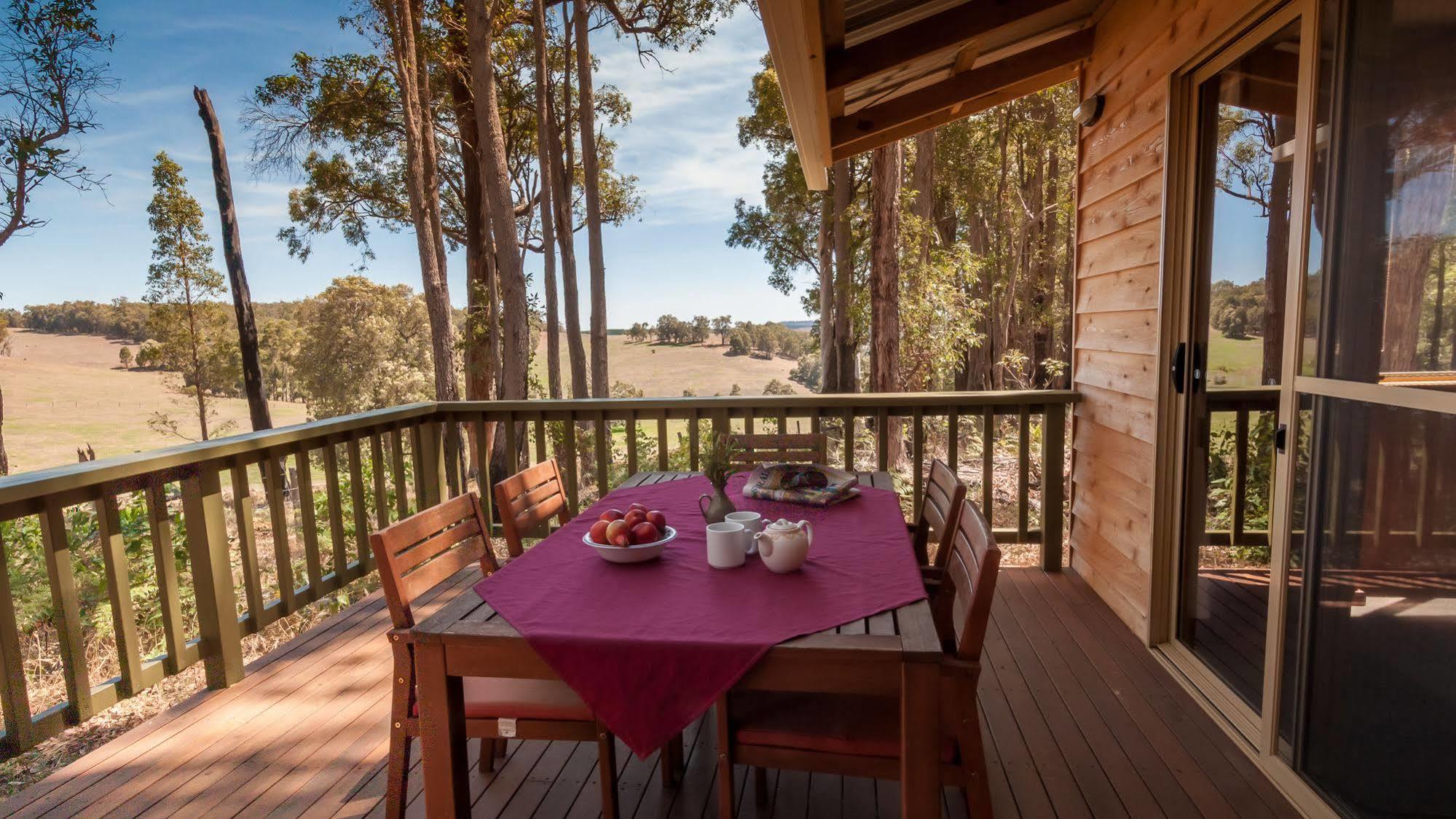 Balingup Heights Hilltop Forest Cottages Exterior photo